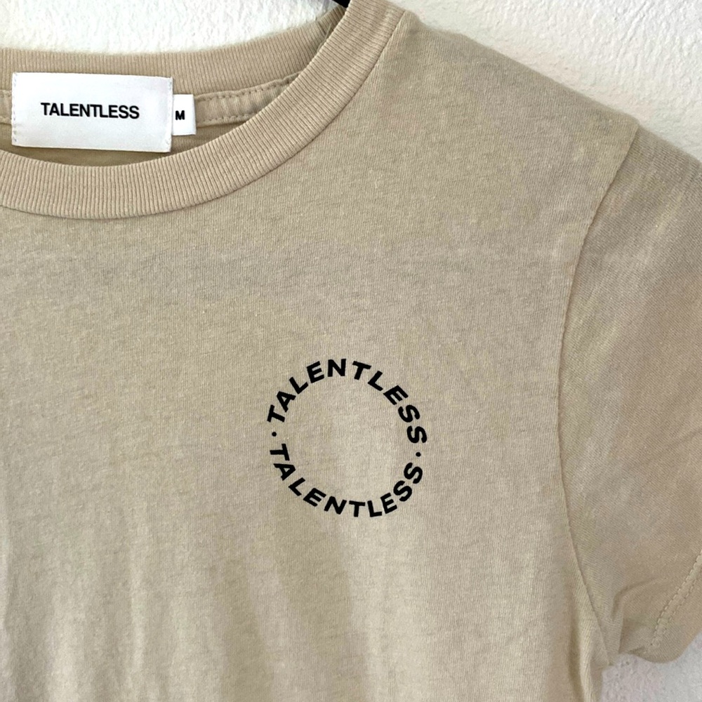 💋Talentless Crop Top